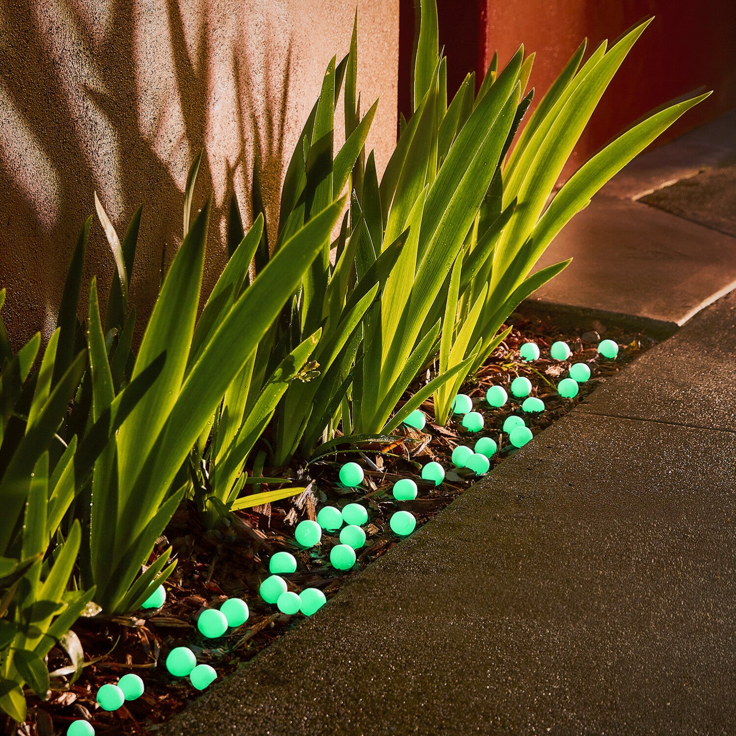 20-25mm Glow Marbles - Green